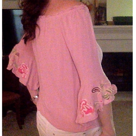 On or off shoulder top embroidered fluted sleeve - Picture 2 of 6